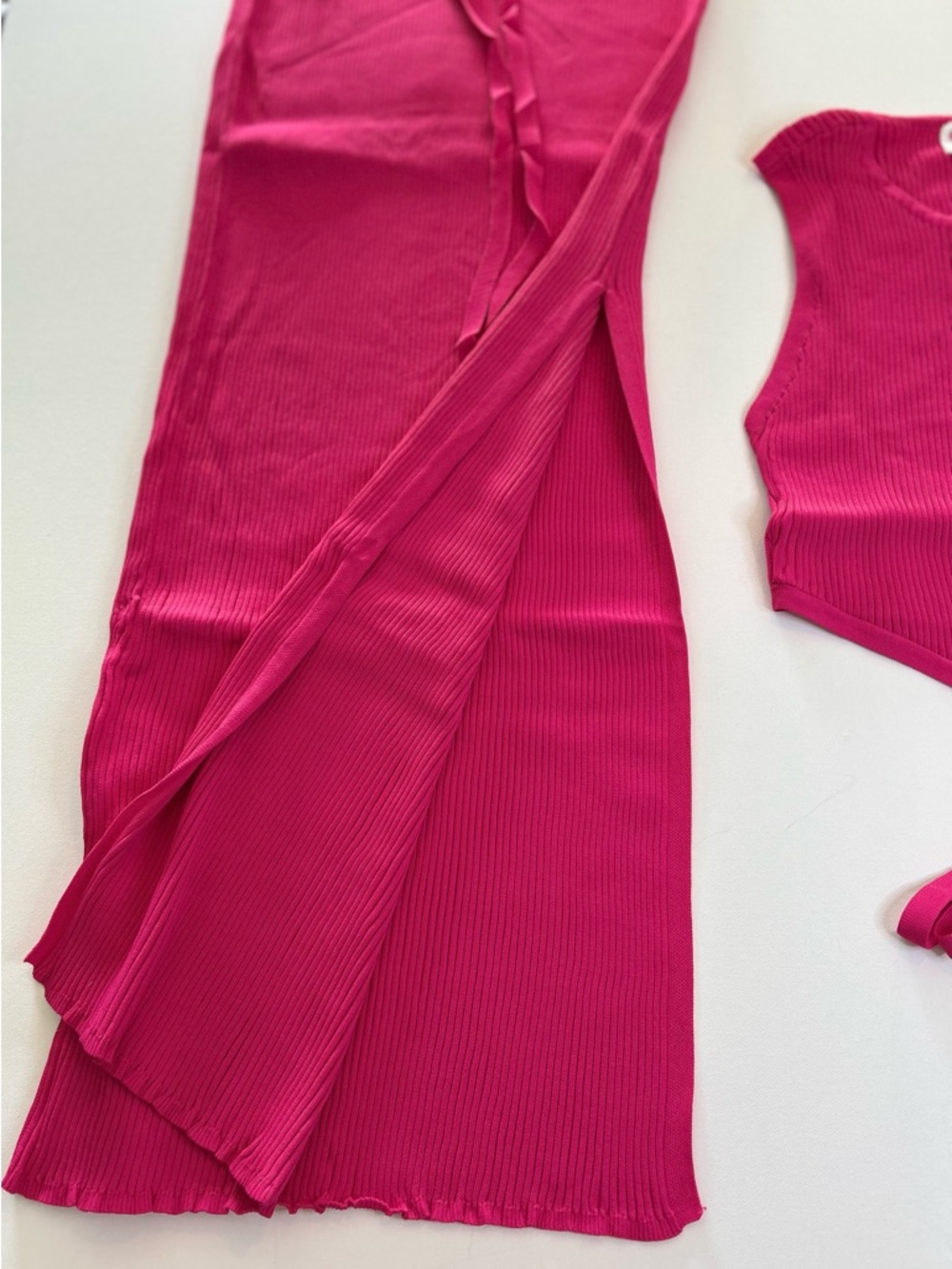 L'ATISTE Hot Pink Ribbed Knit Top and Skirt Set NWT - Picture 6 of 11